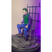 Primico Joker In Prison Heath Ledger Boyalı Figürü (28 Cm)