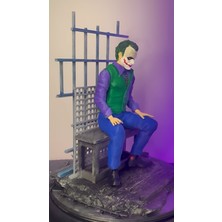 Primico Joker In Prison Heath Ledger Boyalı Figürü (28 Cm)