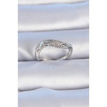 Clariss Pirinç Gümüş Renk Zirkon Taşlı Kadın Yüzük