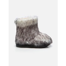 Su Espadril Apreski Kadın Bot Beyaz Suni Kürk Dış Materyal Düz Topuk ile Şık Tasarım