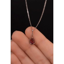 Jewelmim Yakut Kırmızı Renkli Taşlı 18 Ayar Beyaz Altın Kaplama Gümüş Kırmızı Damla Kolye 925 Ayar Gümüş Kadın Kolye | Bayan Zirkon Kırmızı Taşlı Su Damlası Altın Kaplama Damla Taş Kadın Gümüş Kolye