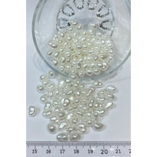 Beyaz Şekilli Yamuk Plastik İnci 50 gr