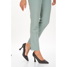 Kadın Stiletto Saten Malzemeli Taşlı (7 cm Topuklu) Ayakkabı