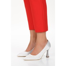 Kadın Stiletto Saten Malzemeli Taşlı (7 cm Topuklu) Ayakkabı