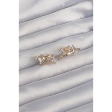 Skygo Pirinç Gold Renk İri Zirkon Taşlı Kıvrımlı Minimal Kelebekli Halka Küpe - TJ-BKP9289