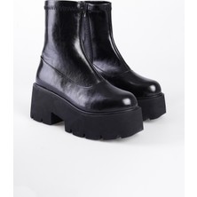 Capone Outfitters Viviana Trak Tabanlı Kadın Bot