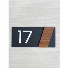 Yönline Side Serisi Siyah Mat Pleksi Üstü Akçaağaç Dekor Kapı Numarası Folyo