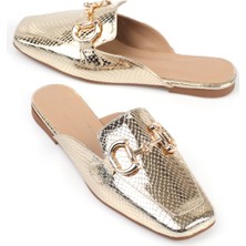 Capone Outfitters Küt Burunlu Metal Toka Aksesuarlı Kadın Terlik