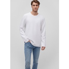 Mavi Uzun Kollu Dokulu Beyaz Tişört 064622-20454