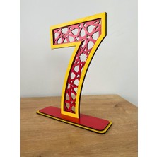 Woodenzoo 7 Yaş Doğum Günü Masa Dekoru (Galatasaray Temalı Sarı-Kırmızı)