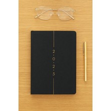 Matt Notebook 2025 Yılı A5 Keten Haftalık Ajanda 15X21 cm - 12 Aylık Siyah