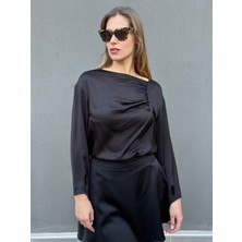 Zincir Detaylı Asimetrik Bluz