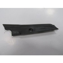 Fıat Lınea Classıc- 06/15; Ön Cam Izgara Tespit Plastiği (Silgi Paneli) Sol (Oem No: 735412993R)