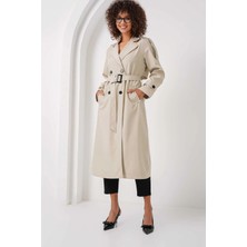Kadın Krem Kruvaze Yaka Astarlı Kemerli Mevsimlik Trençkot HZL25W-BD159411