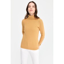 Desen Triko Kadın Tam Balıkçı Yaka Kolları Düğmeli Kazak Camel