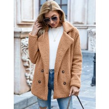 Astarlı Düğmeli Peluş Mont