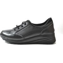 Beety 144.016 Deri Siyah Lastikli Streç Ortopedik Kadın Casual Günlük Ayakkabı