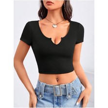 Geniş U Yaka Siyah Renk Fitilli Kısa Kollu Slim Fit Crop Top Bluz
