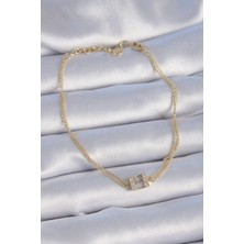 Ezo Concept Pirinç Gold Renk Kare Zirkon Taşlı Kadın Bileklik