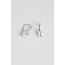 So CHIC Kare Kesim 18 Ayar Beyaz Altın Kaplama Gümüş Küpe