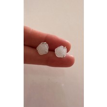 Lines Bijuteri Açan Beyaz Gül Çivi Küpe