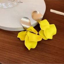 Lines Bijuteri Sarı Akrilik Vintage Gül Yapraklı Çiçek Küpe