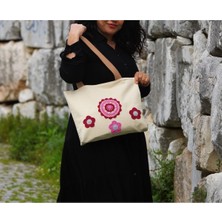 Çiçekler ve Mandala (Pembe/fuşya) Örgülü Bez Omuz Çantası