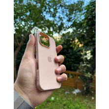 Meri Case Iphone 16 Pro Uyumlu Logolu Içi Kadife Lansman Kılıf Arka Kapak