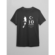 Tarz Yeri 10 Kasım Atatürk Baskılı T-Shirt - Siyah