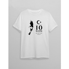 Tarz Yeri 10 Kasım Atatürk Baskılı T-Shirt - Beyaz