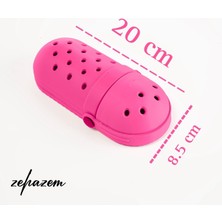 Zehazem Silikon Kalem Kutusu, Crocs Süslü Kalemlik, 4 Adet Jibbitz Süs Hediye, Pembe Renk, BPA Free + Antibakteriyel, Yerli Üretim