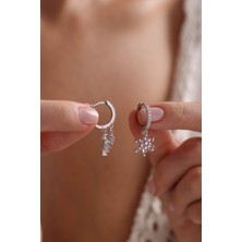 Nereze 925 Ayar Gümüş Rodyum Kaplama Sallantılı Pembe Taşlı Çift Lotus Çiçeği Küpe