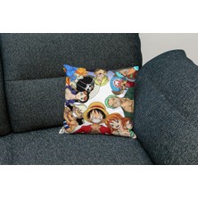One Piece Desenli Kare Yastık Kılıfı