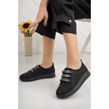 Nesil Shoes Süha 951 Siyah Zümrüt Taşlı Anatomik Kadın Ayakkabı
