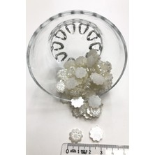 Yarım İnci Boncuk Plastik Çiçek Desen