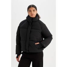DeFacto Fit Kadın Su İtici Dik Yaka Fermuarlı Puffer Şişme Mont A1550AX24WN Düz Siyah