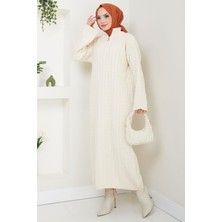 Hafsa Mina Yakası Fermuarlı Örgü Detaylı Triko Elbise Ekru HM2554