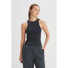 Slim Fit Dar Kesim Bisiklet Yaka Siyah Bluz