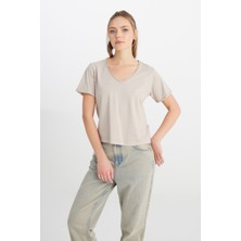 Regular Fit Normal Kesim V Yaka %100 Pamuk Bej Tişört