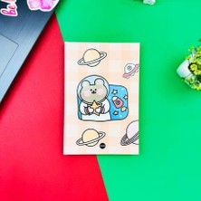 Attach Space Bear Tasarım Lastikli Çizgisiz Defter