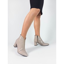 Hakiki Deri Vizon Renk Kalın Topuk Fermuarlı  Kadın Bot