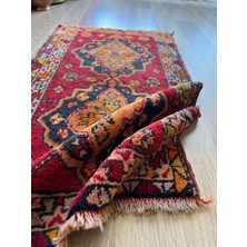 Designev 48x87 Cm El Dokuma Kırmızı Sarı Renkli  Küçük Boy Ender Bulunan Yıkanabilir Kilim