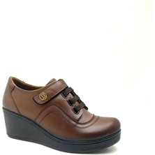 Aymoda 1570 Aymoda Hakiki Deri Dolgu Tabanlı Cırtlı Kadın Ayakkabısı