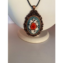 Hediyem Evime Iznik Çini Kolye Turuncu Çiçekli Model El Boyaması Deri Ipli 3