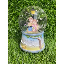 Autumn Love Işıklı Müzikli Püskürtmeli Büyük Boy Kar Küresi 15 cm Sevgiliye Arkadaşa Hediye