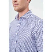 İmza Koyu Mavi Uzun Kol Kazayağı Desen Bez Ayağı Yarım Italyan Sert Yaka Cepli %100 Pamuk Classic Comfort Fit Gömlek 1004245189