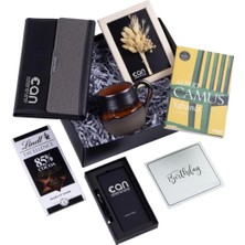 Kitaplı Hediye Isme Özel Organizer Powerbank Kupa Çikolata Dekoratif Çiçek ve Yabancı Kitabı Doğum Günü Hediyesi