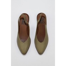 Bueno Shoes Haki Deri Kadın Düz Sandalet 01WN0102 01WN0102