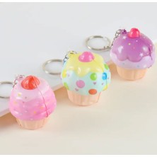 ( 3 Adet ) Anahtarlı Cupcake Squishy Ufak Boy Sukuşi Oyuncak