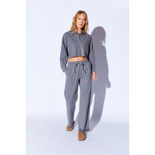 Edition Gri Crop  Soft Dokulu Denim Yıpratma Detaylı Kadın Jean Gömlek - 9600